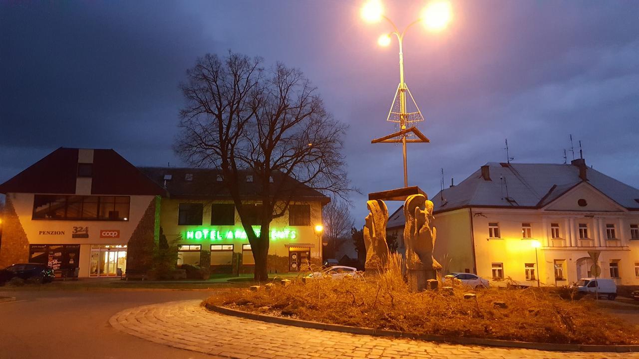 Penzion 324 Stoky Exteriör bild